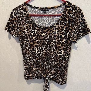 Leopard print top